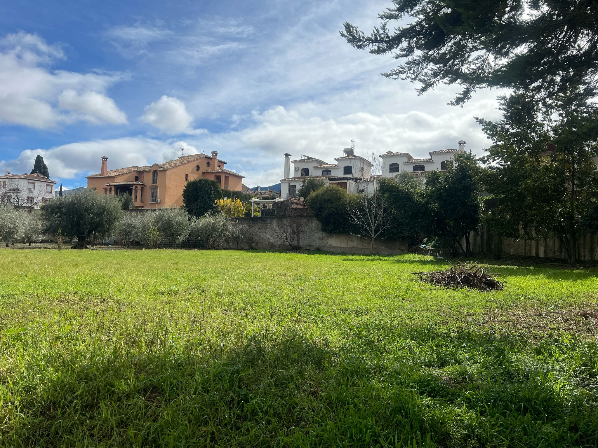 Terreno Urbano en La Zubia