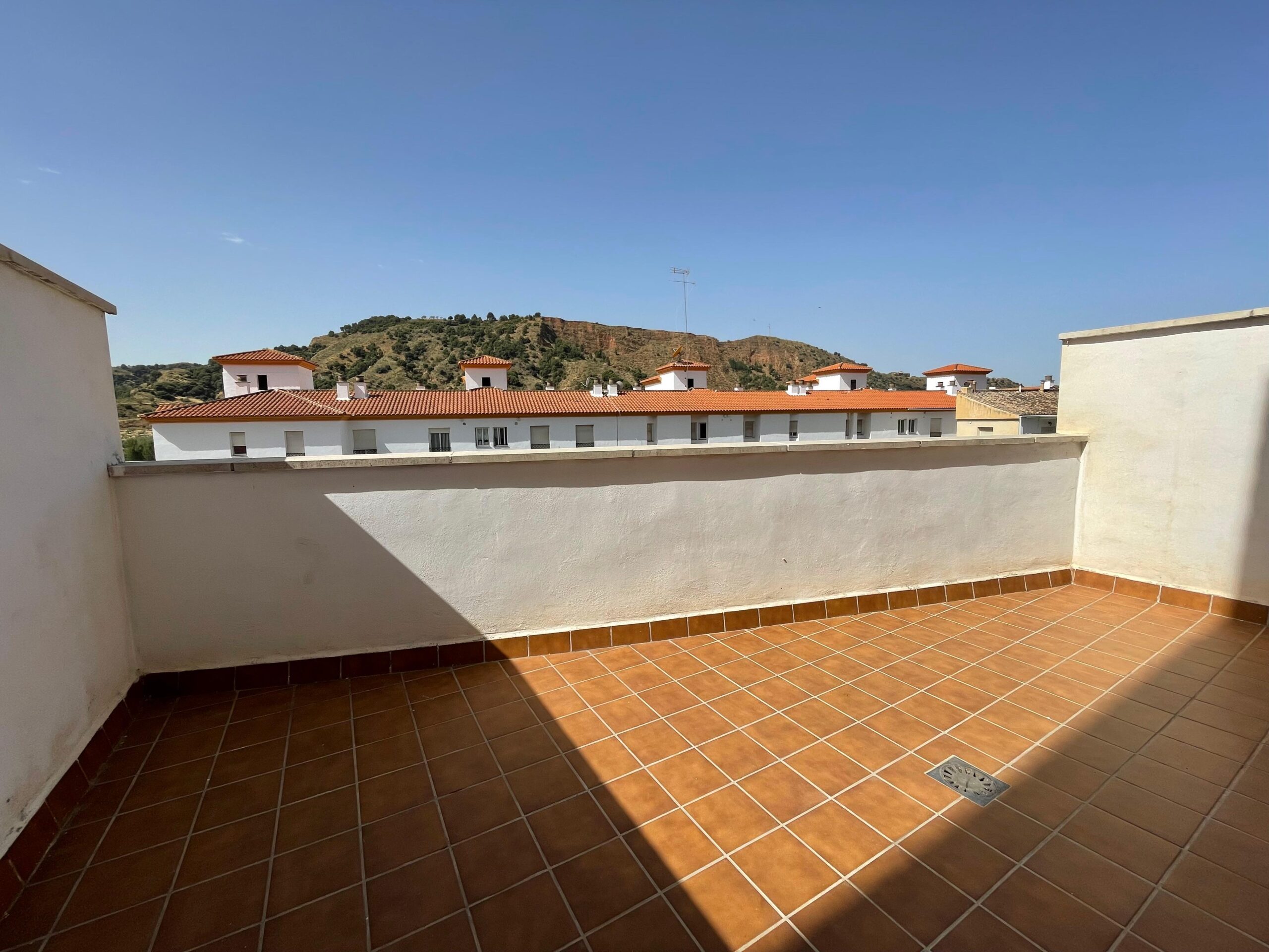 PISO EN AVENIDA PRINCIPAL DE CENES DE LA VEGA