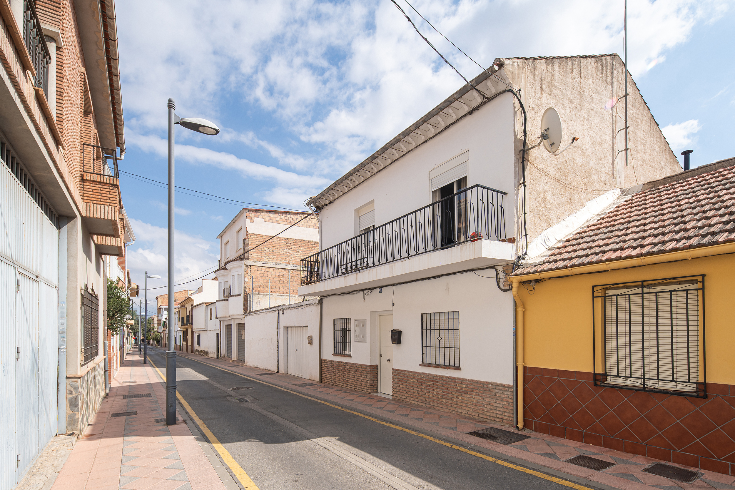 Casa adosada en venta en Armilla