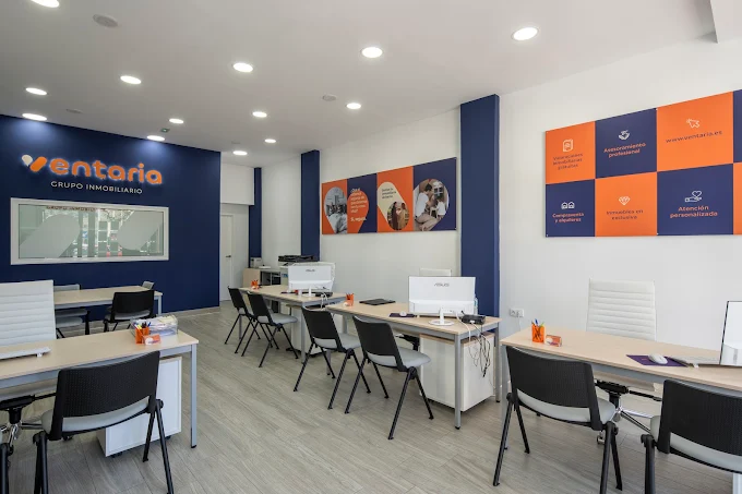 Equipo Ventaria asesorando a propietarios en Cenes de la Vega